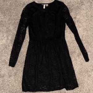 Divided Black Lace Long Sleeve Dress